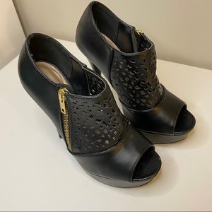 🚫SOLD🚫 Black Qupid Perforated Peep Toe High Heel
